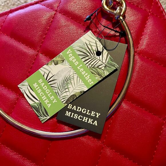 Badgley Mischka Mini Crossbody Tote Red Quilted Studs New With Tags - Picture 5 of 9